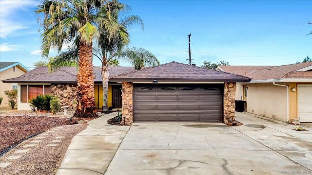 415 S Gilbert St, Hemet, CA 92543
