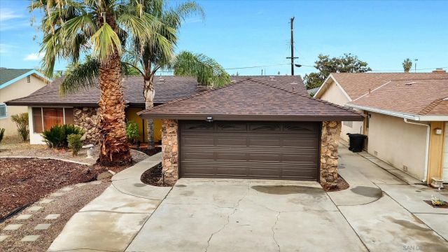 415 S Gilbert St, Hemet, CA 92543