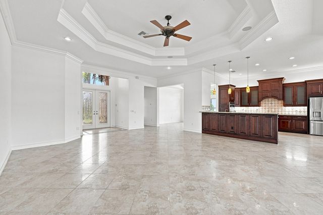 10684 Whitewind Circle, Boynton Beach, FL 33473