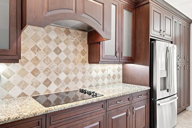 10684 Whitewind Circle, Boynton Beach, FL 33473