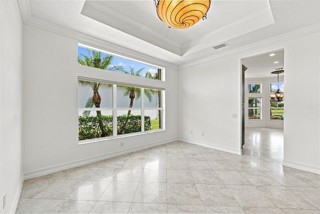 10684 Whitewind Circle, Boynton Beach, FL 33473