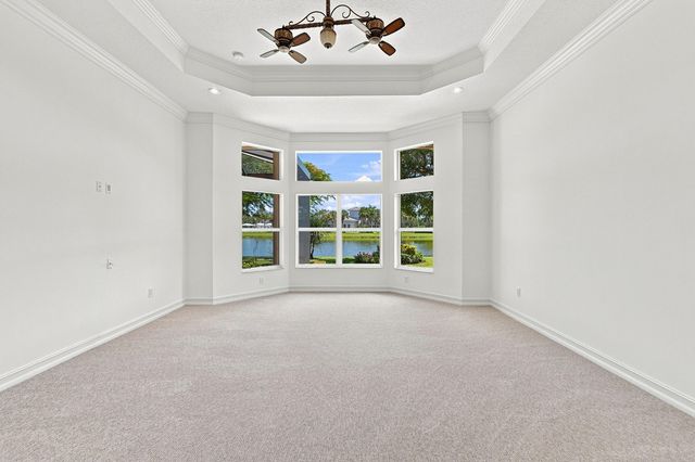 10684 Whitewind Circle, Boynton Beach, FL 33473