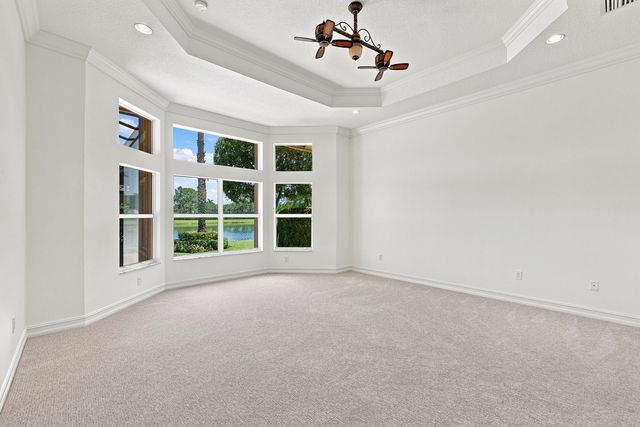 10684 Whitewind Circle, Boynton Beach, FL 33473