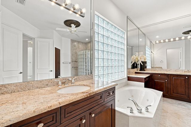 10684 Whitewind Circle, Boynton Beach, FL 33473