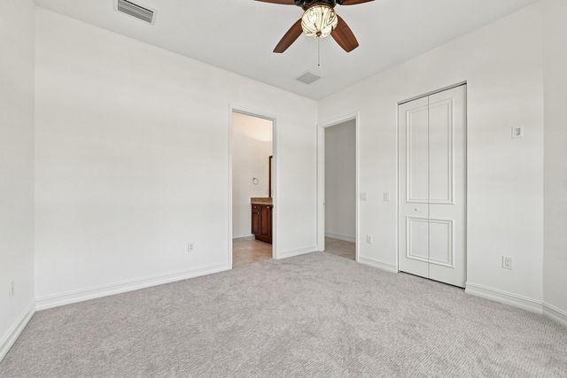 10684 Whitewind Circle, Boynton Beach, FL 33473
