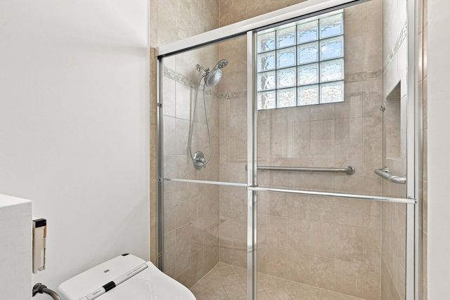 10684 Whitewind Circle, Boynton Beach, FL 33473