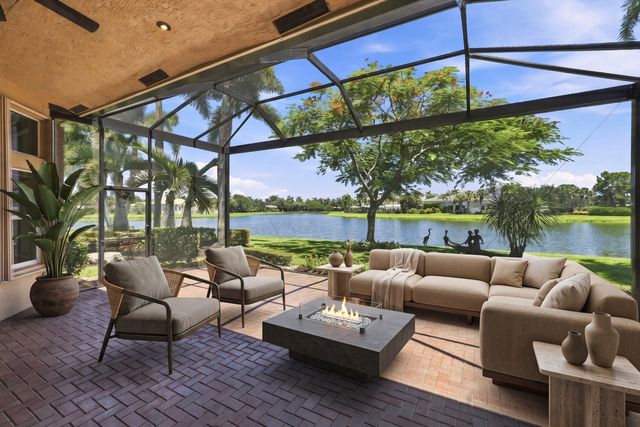 10684 Whitewind Circle, Boynton Beach, FL 33473