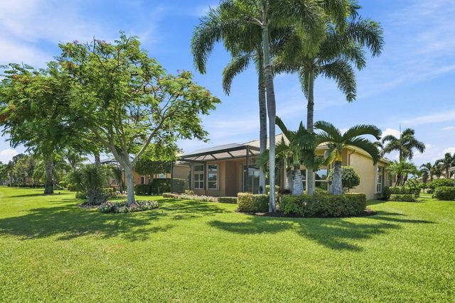 10684 Whitewind Circle, Boynton Beach, FL 33473
