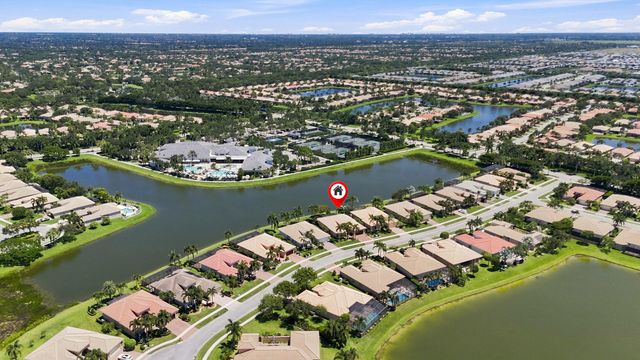 10684 Whitewind Circle, Boynton Beach, FL 33473