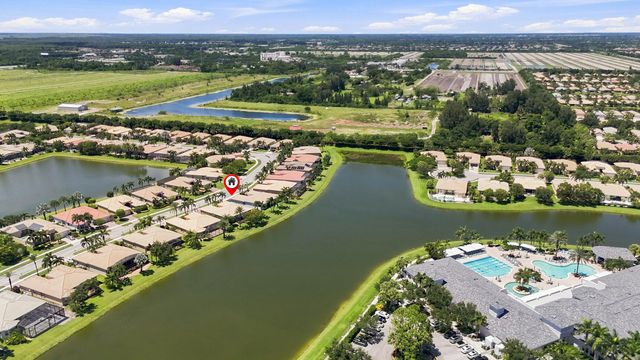 10684 Whitewind Circle, Boynton Beach, FL 33473