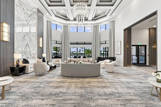 10684 Whitewind Circle, Boynton Beach, FL 33473