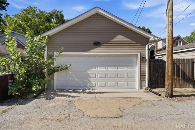 5724 Itaska Street, St Louis, MO 63109