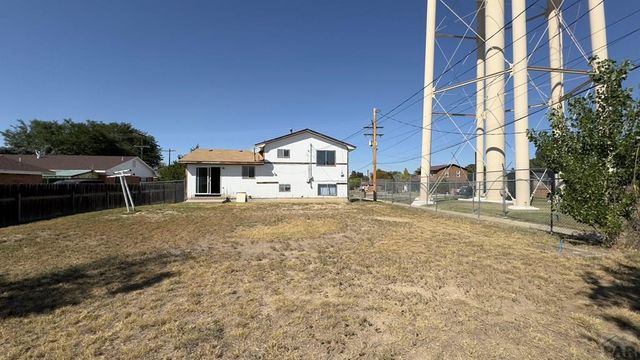 102 W 26th St, La Junta, CO 81050