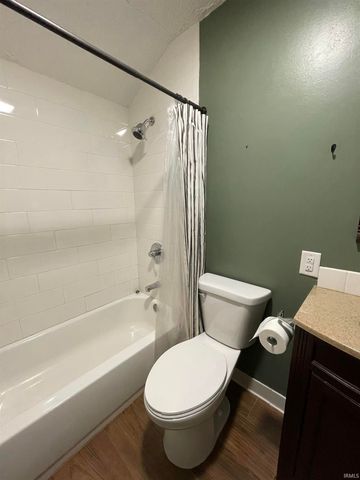 2350 S Henderson Street, Bloomington, IN 47401