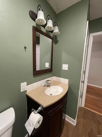 2350 S Henderson Street, Bloomington, IN 47401