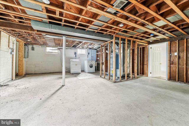 201 TRIMBLE BLVD, Brookhaven, PA 19015