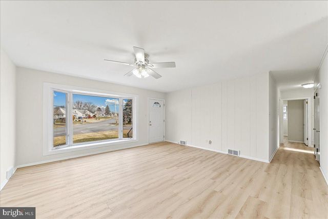 201 TRIMBLE BLVD, Brookhaven, PA 19015