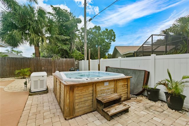 10367 135TH STREET, Largo, FL 33774