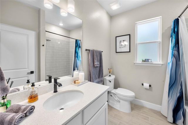 4916 HADER ROAD, North Port, FL 34288