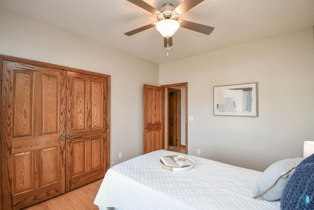 601 Emmett Trl Trail, Harrisburg, SD 57032