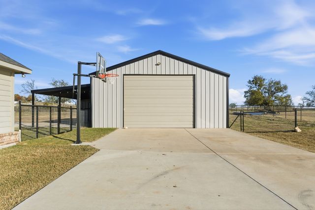 1000 Boulder Road, Weatherford, TX 76085