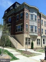 715 RIVER MIST DR #177, Oxon Hill, MD 20745