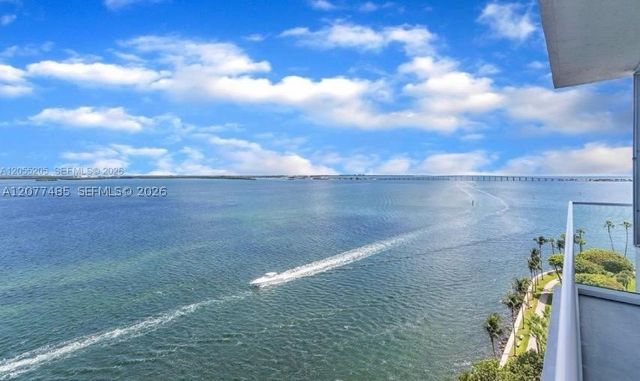 800 Claughton Island Dr. 1204, Miami, FL 33131