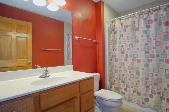 3096 Castleton Crossing, Sun Prairie, WI 53590