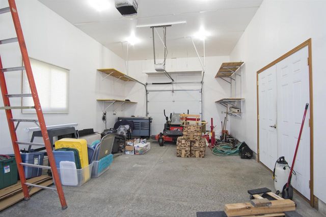 3096 Castleton Crossing, Sun Prairie, WI 53590