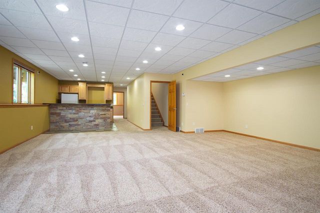 3096 Castleton Crossing, Sun Prairie, WI 53590