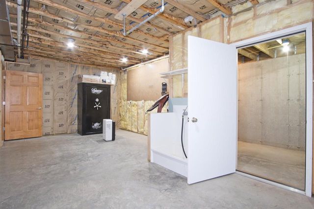 3096 Castleton Crossing, Sun Prairie, WI 53590