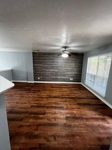 1013 Ruthven Street, Houston, TX 77019