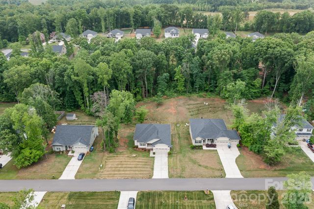 140 Wylie Trail, Statesville, NC 28677