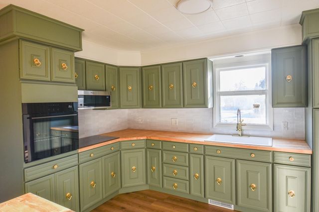 4055 Monroe Road, Franklin Twp, MI 49287