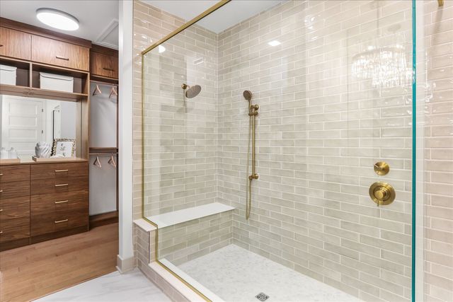 2068 Iron Ridge Lane, Naperville, IL 60563
