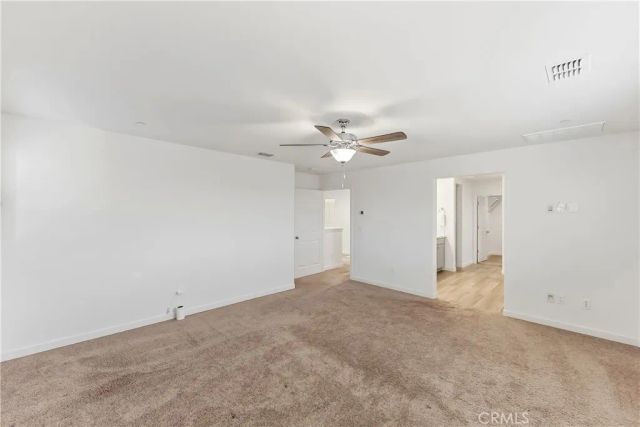 6690 E Adena, Fresno, CA 93727