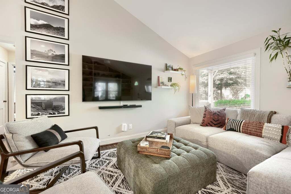 1835 Woodland Hills Avenue NW, Atlanta, GA 30318 — photo 4