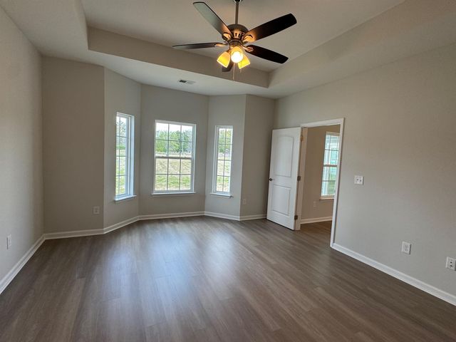 704 Fair Weather Dr, Conway, SC 29527