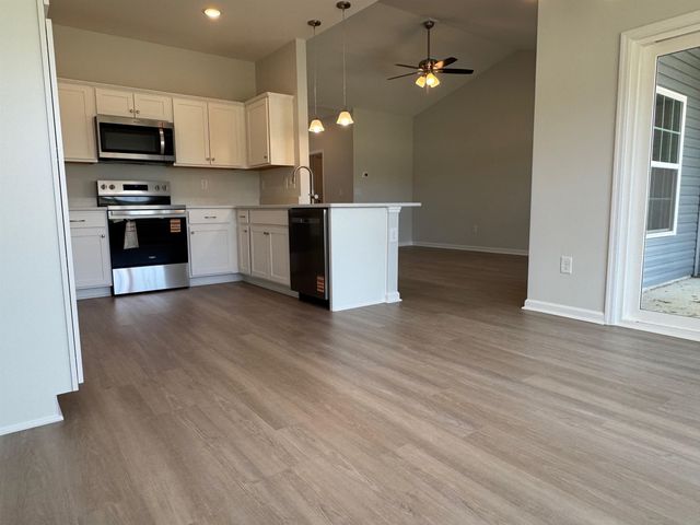 704 Fair Weather Dr, Conway, SC 29527