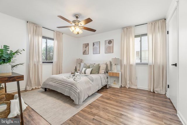 903 LINDSEY CT, Marlton, NJ 08053