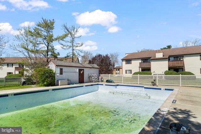 903 LINDSEY CT, Marlton, NJ 08053