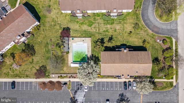 903 LINDSEY CT, Marlton, NJ 08053