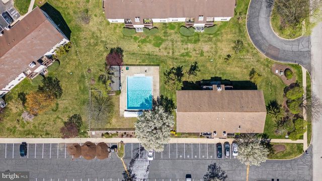 903 LINDSEY CT, Marlton, NJ 08053