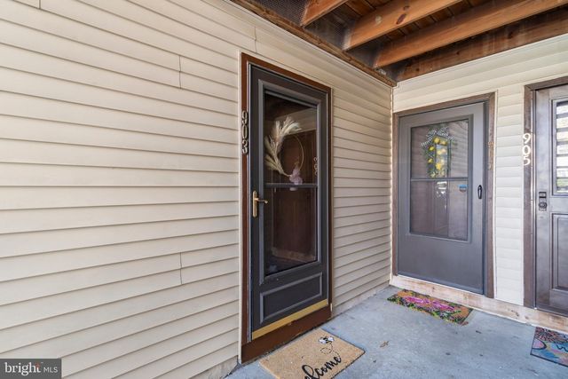 903 LINDSEY CT, Marlton, NJ 08053