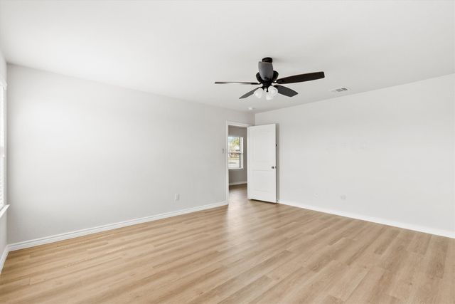 230 Park Avenue, Anna, TX 75409