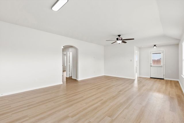 230 Park Avenue, Anna, TX 75409