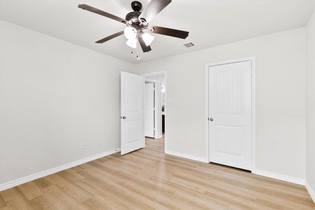 230 Park Avenue, Anna, TX 75409