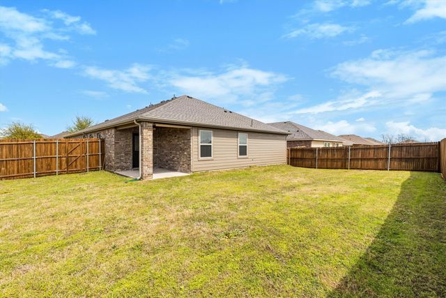 230 Park Avenue, Anna, TX 75409