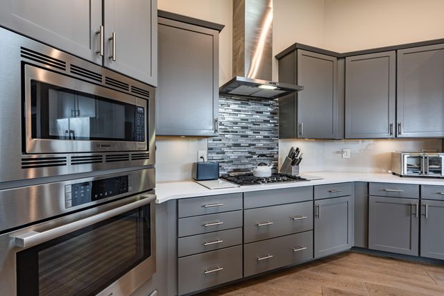 6300 Mojave Aster Way NE, Albuquerque, NM 87111