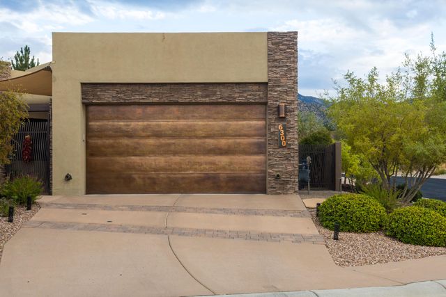 6300 Mojave Aster Way NE, Albuquerque, NM 87111